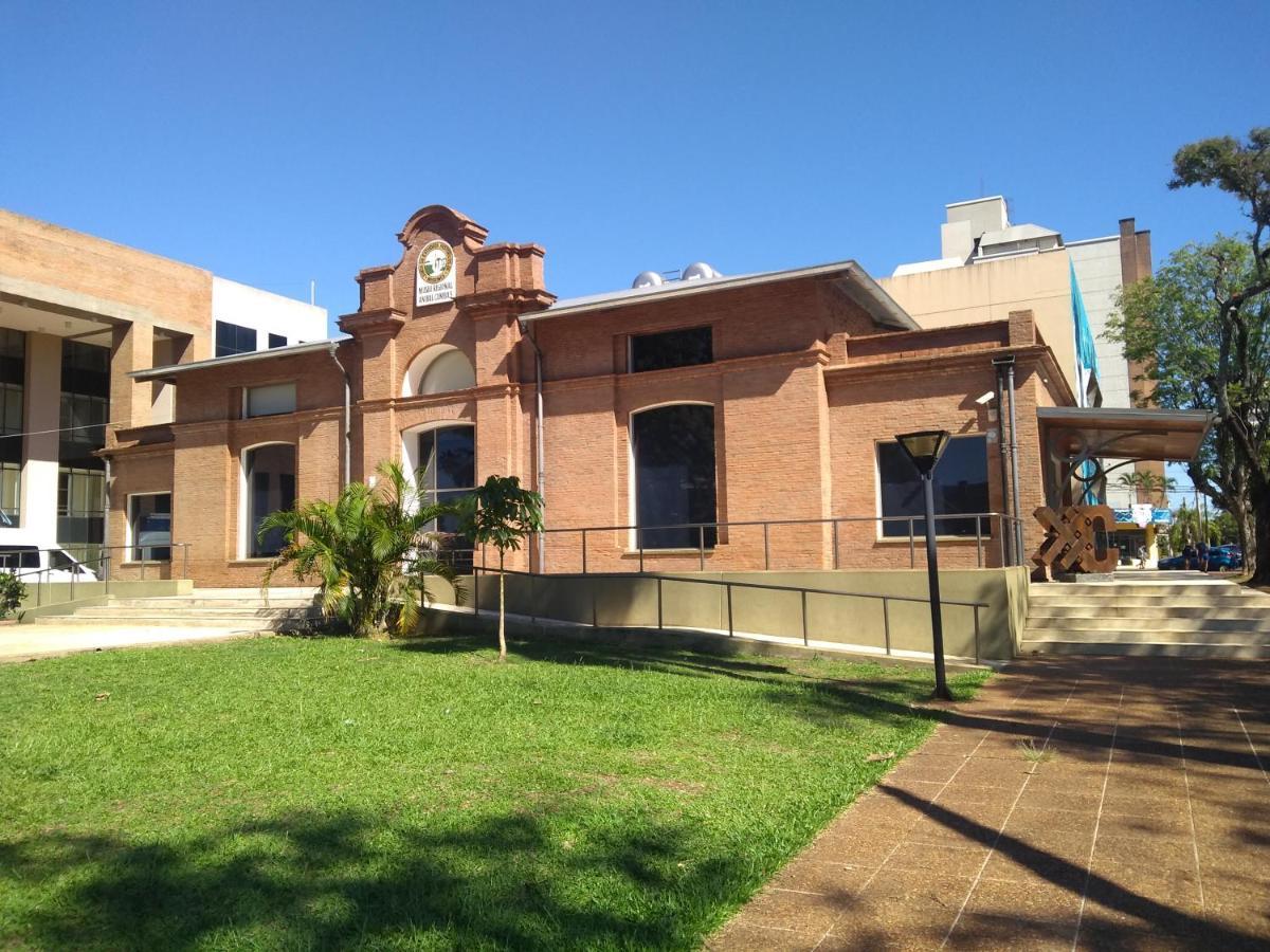 Hotel Residencial Marlis Posadas Εξωτερικό φωτογραφία